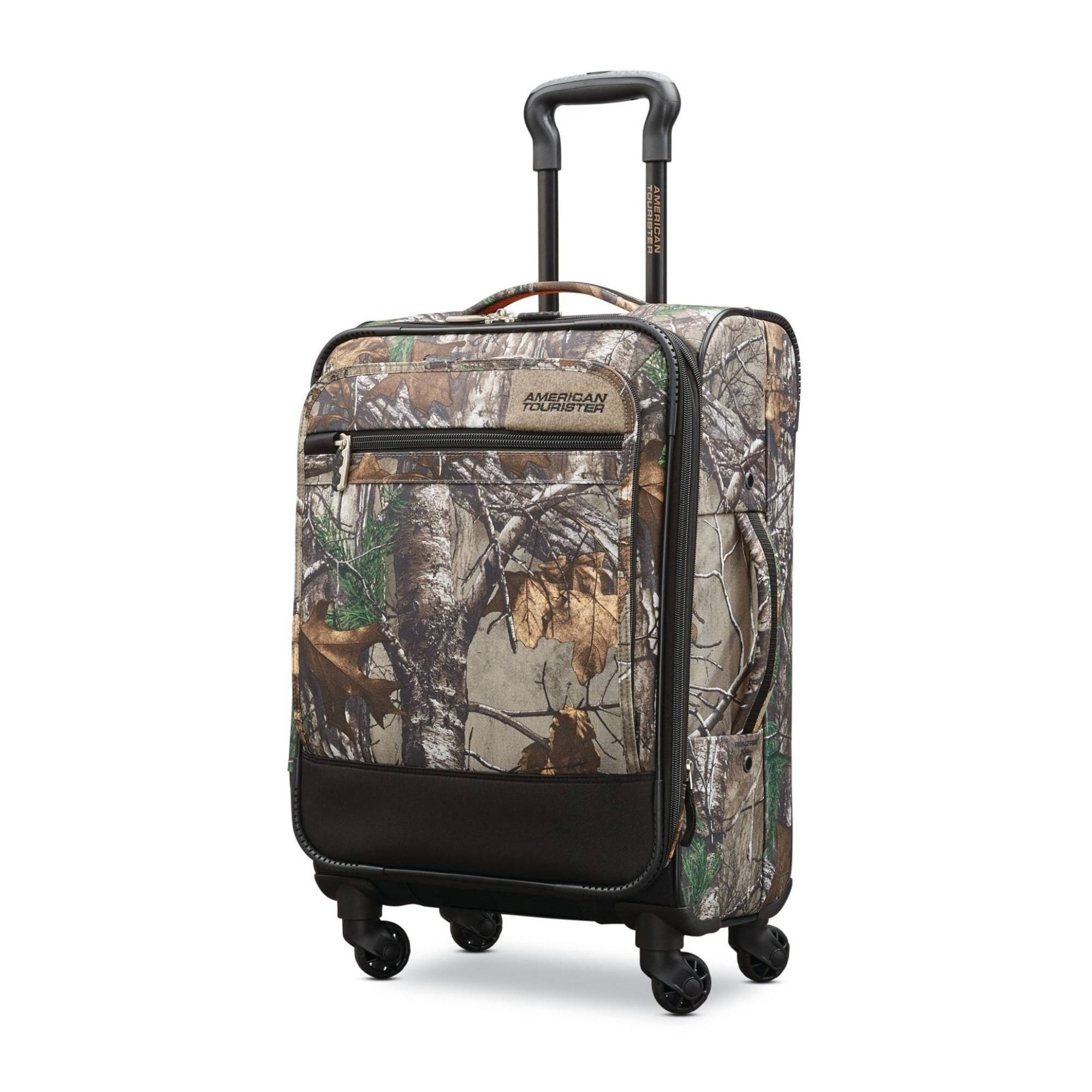 American Tourister Realtree 20-Inch Spinner Suitcase
